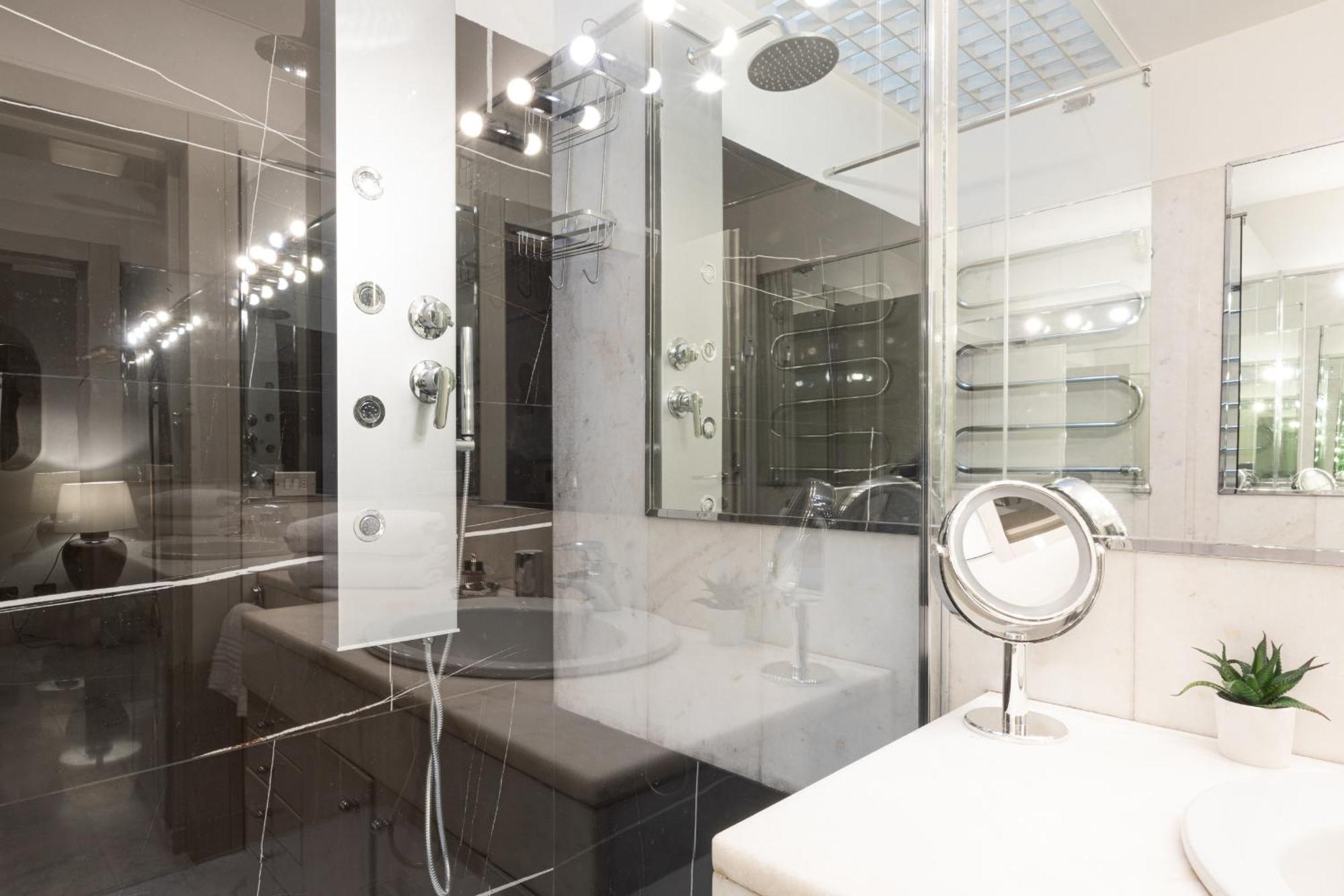 Appartement Monte Napoleone Split-level Terrace - Collection
