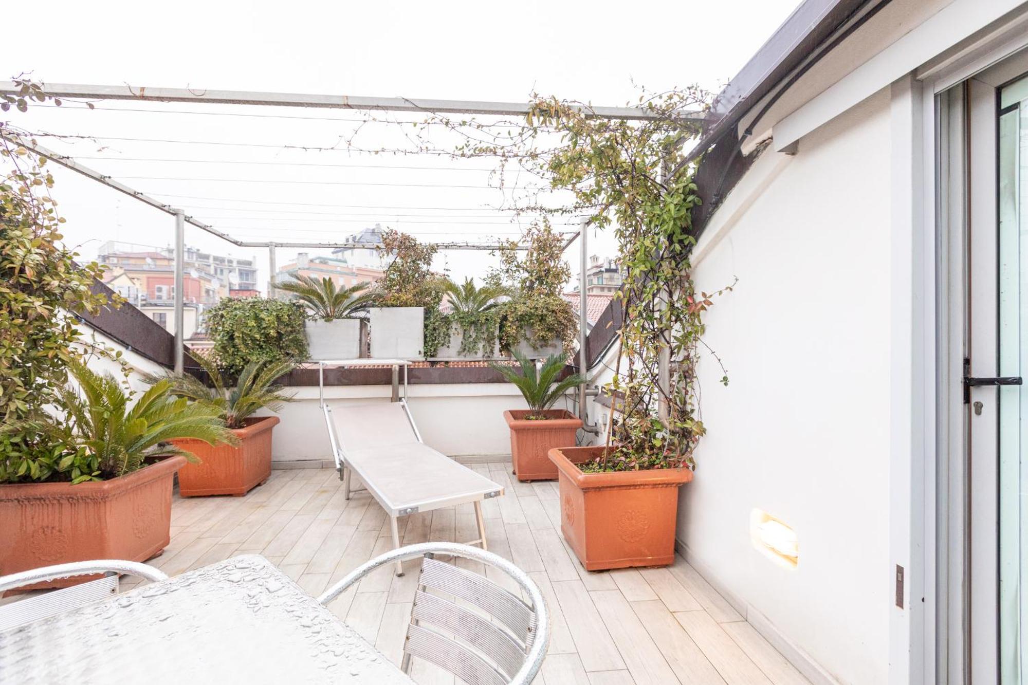 Monte Napoleone Split-level Terrace - Collection * Milaan